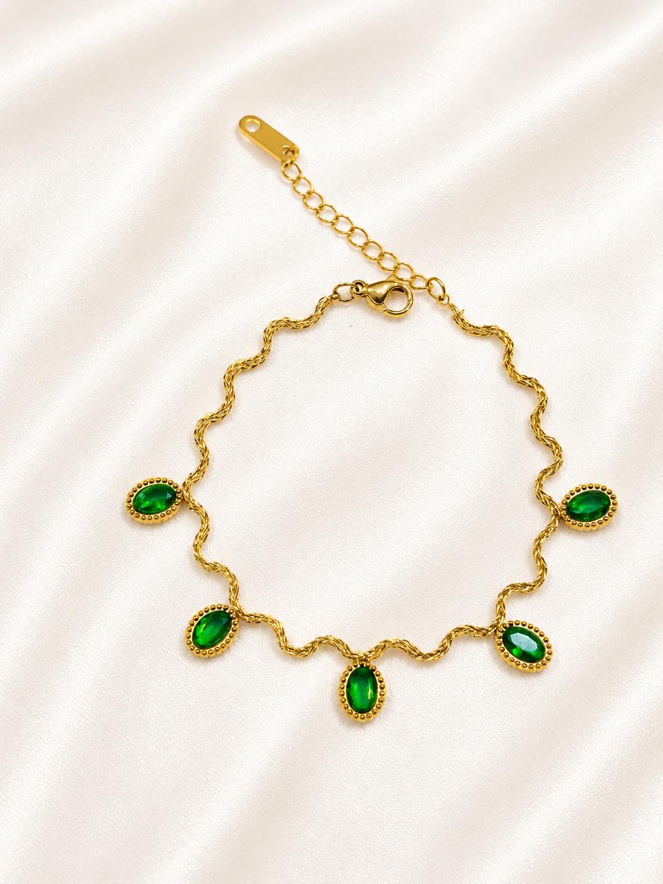 Emirate Asymmetrical Bracelet