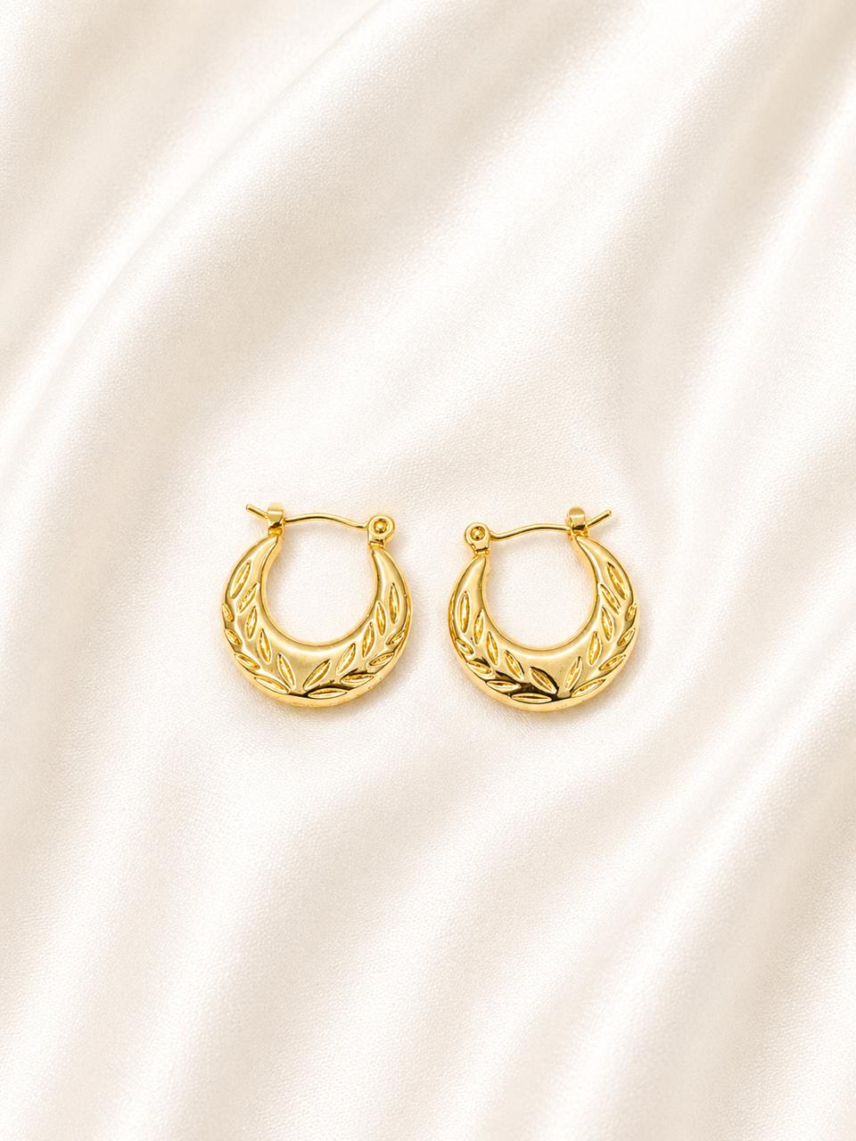 Nattiyan hoop earrings